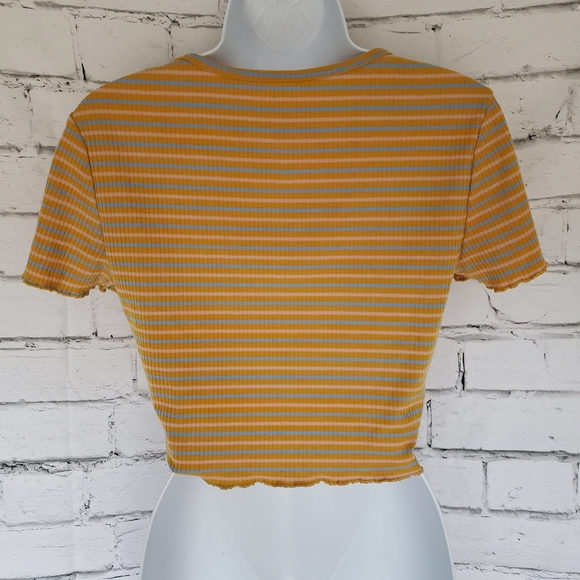 SHEIN Yellow Striped Daisy Embroidered Cropped Tshirt Size Medium - Picture 2 of 11